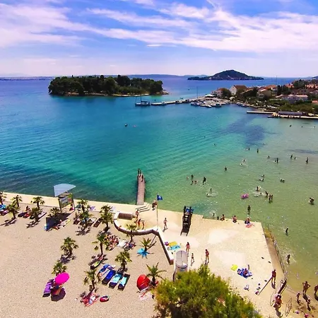 Casa de Férias Holiday Vile Dalmacija Preko Cin05006 Cyi Sestrunj
